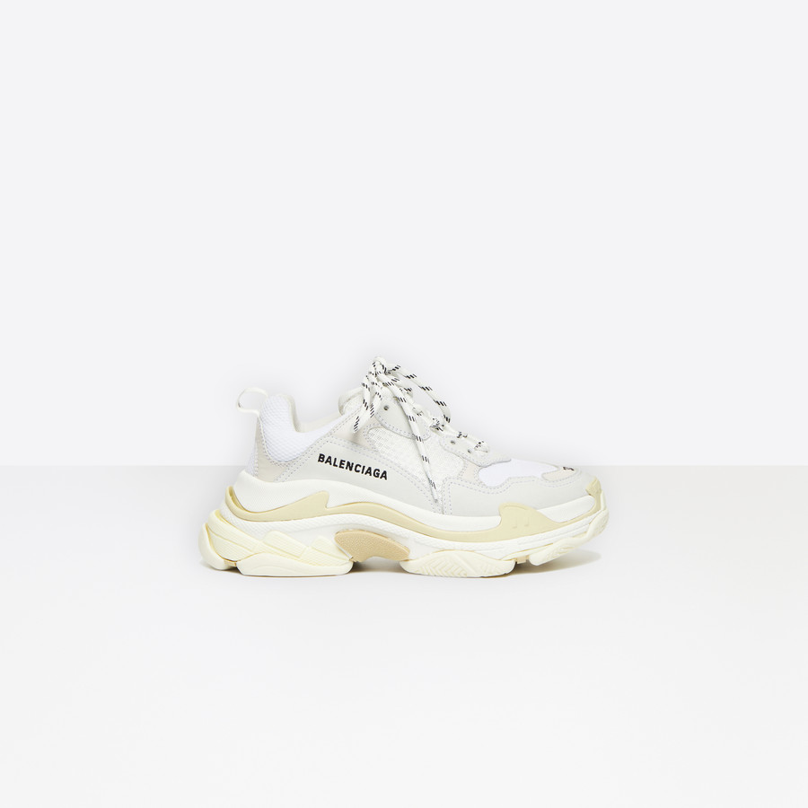 balenciaga sneakers triple s